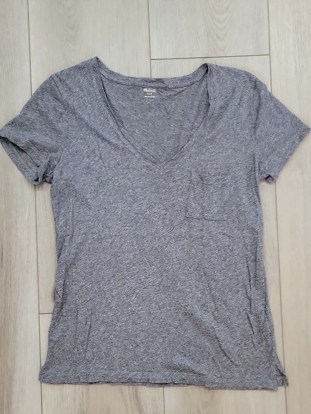 Madewell Heathered Gray V-Neck Pocket Tee